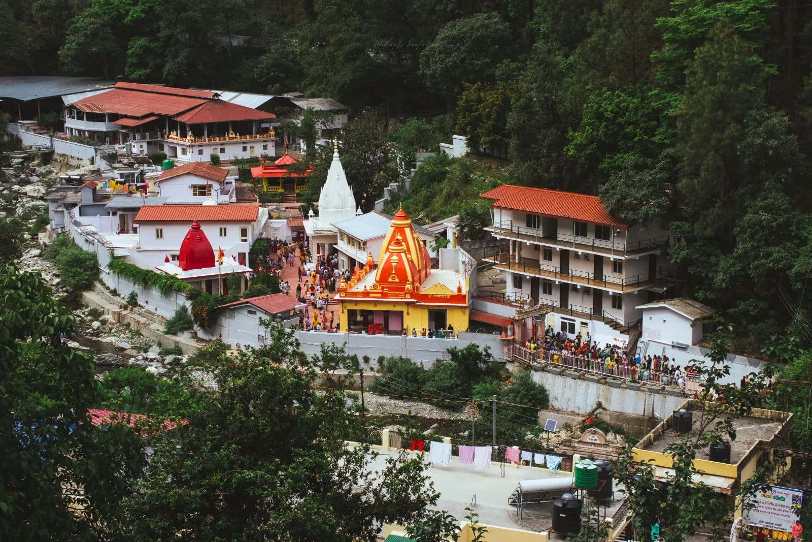 Neem Karoli Baba Darshan & Himalayan Spiritual Tour